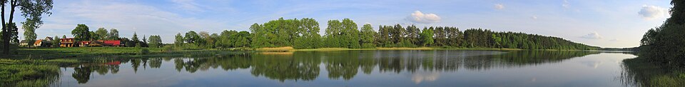 Plik:Machliny Małe panorama 2009-05.jpg